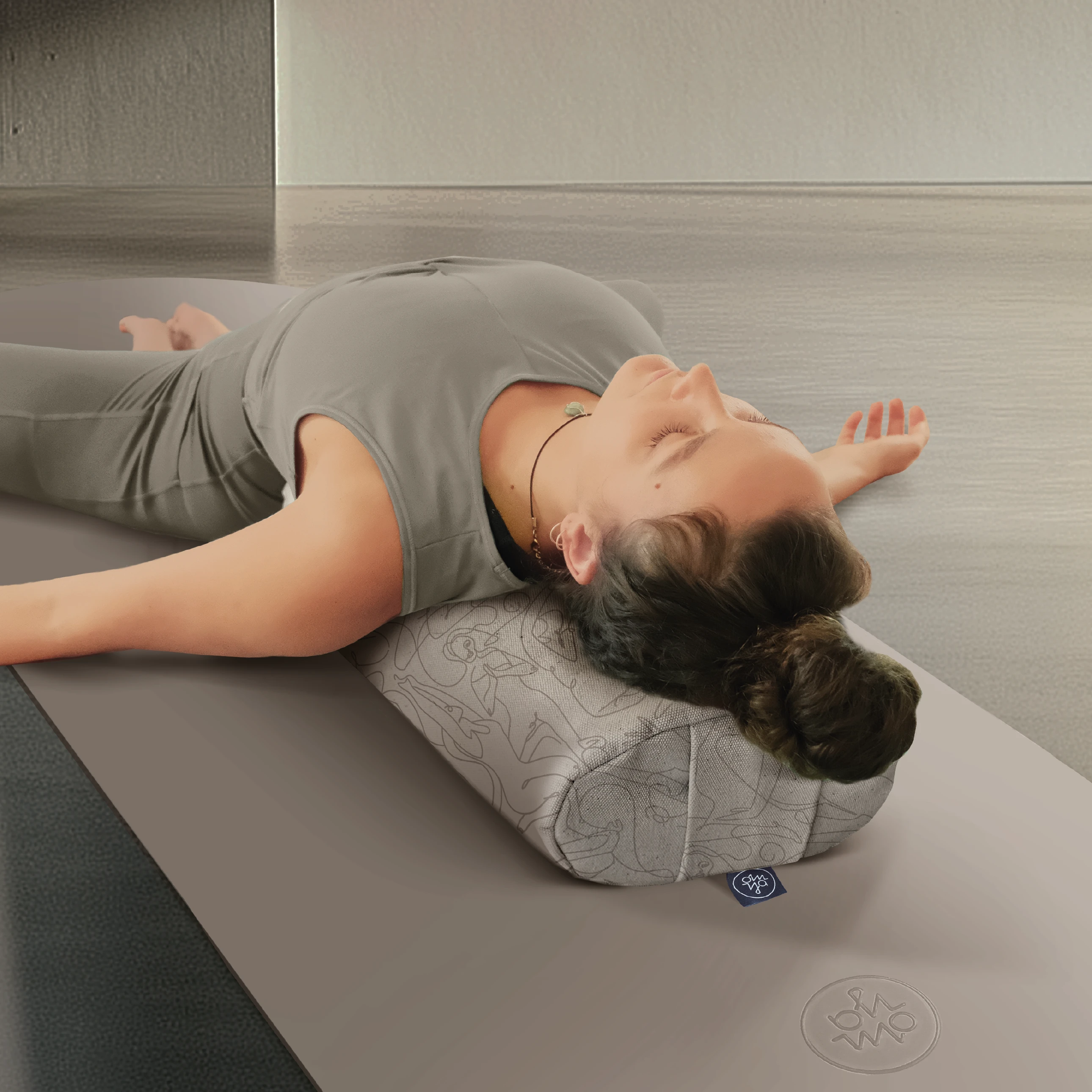 Design Yoga Bolster - Be Goddess