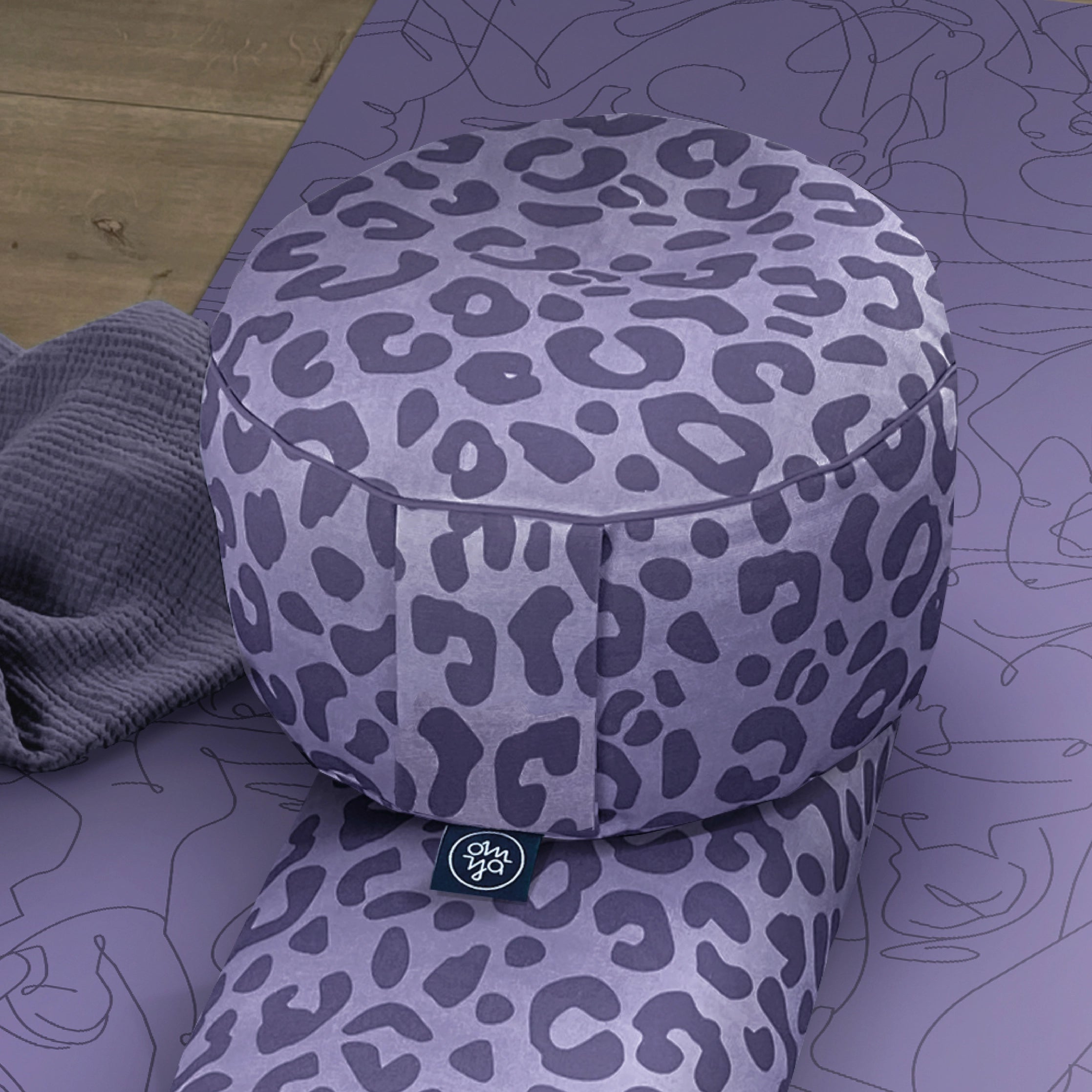 Oreiller de yoga design - Lavender Leo