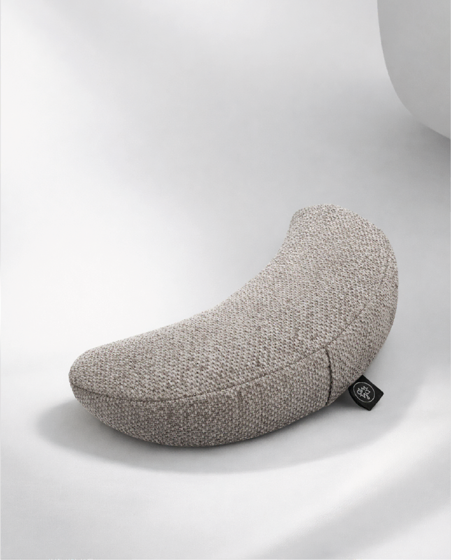 Design Yoga Halfmoon Pillow - Maison Structure Dune